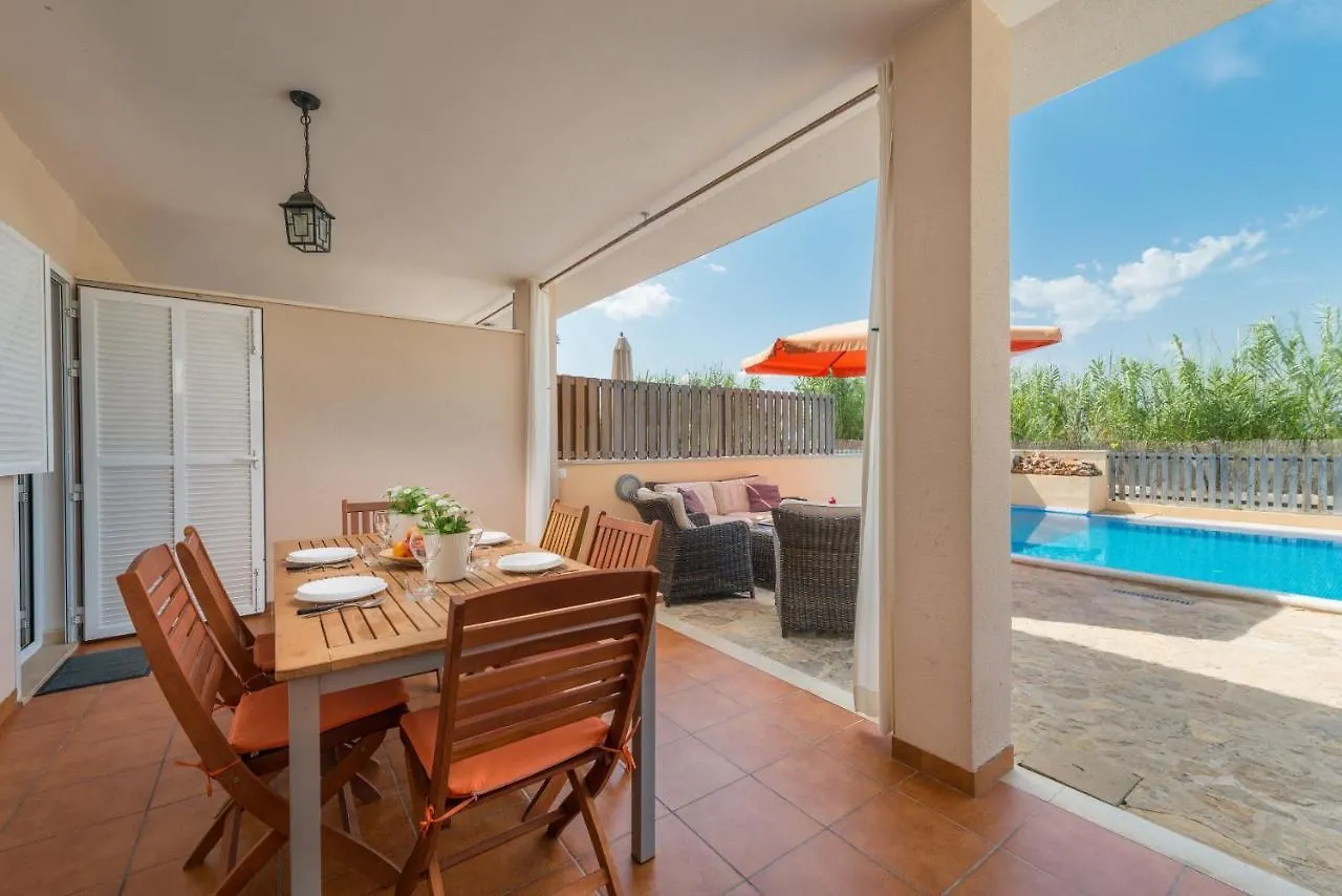 Villa Jeronimo Alcudia By Mallorca Villa Selection Muro